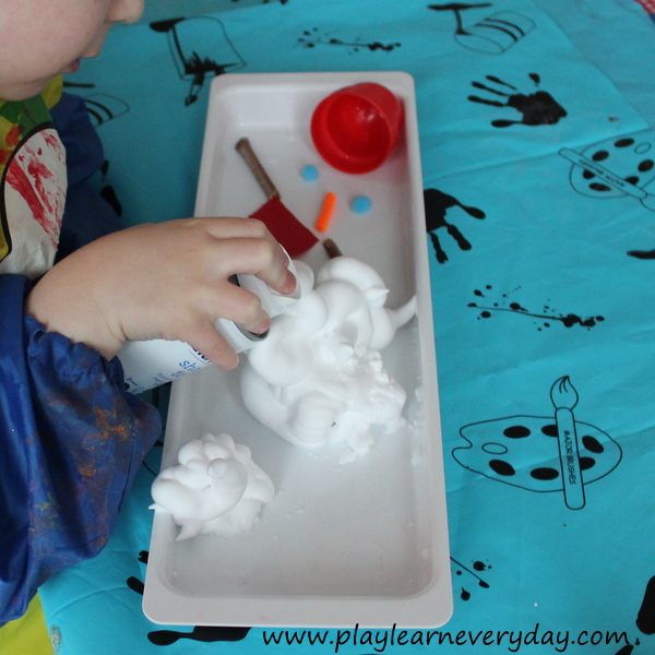 Shaving Foam Snowmen Play and Learn Every Day