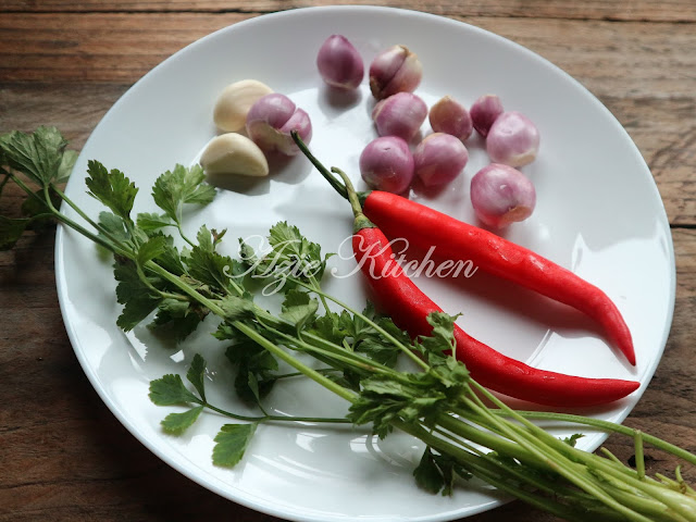 Kuih Talam Berlauk Azie Kitchen