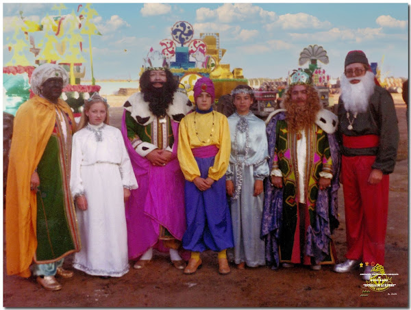 Sus Majestades los Reyes Magos y su séquito en la Cabalgata del año 1980