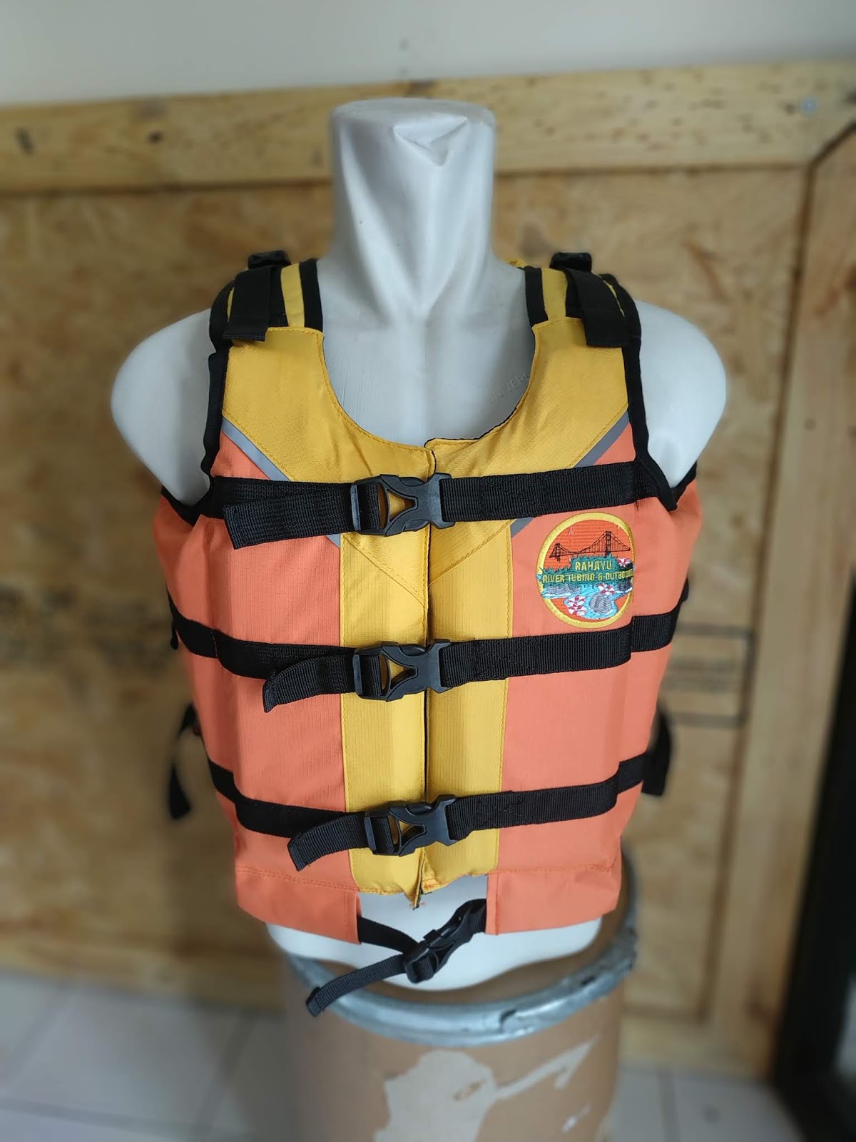 Life Jacket Pelampung 082307755033 Harga jual (LIFE JACKET/LIFE VEST