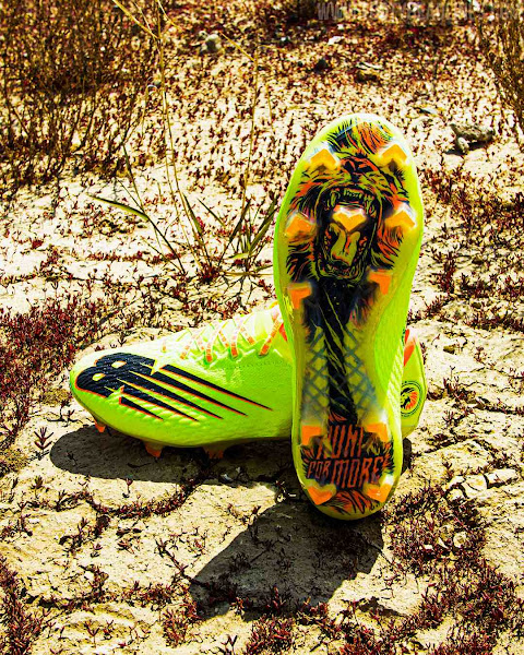 New Sadio Mane Signature Boots Released - Liverpool Forward Extends Contract With New Balance