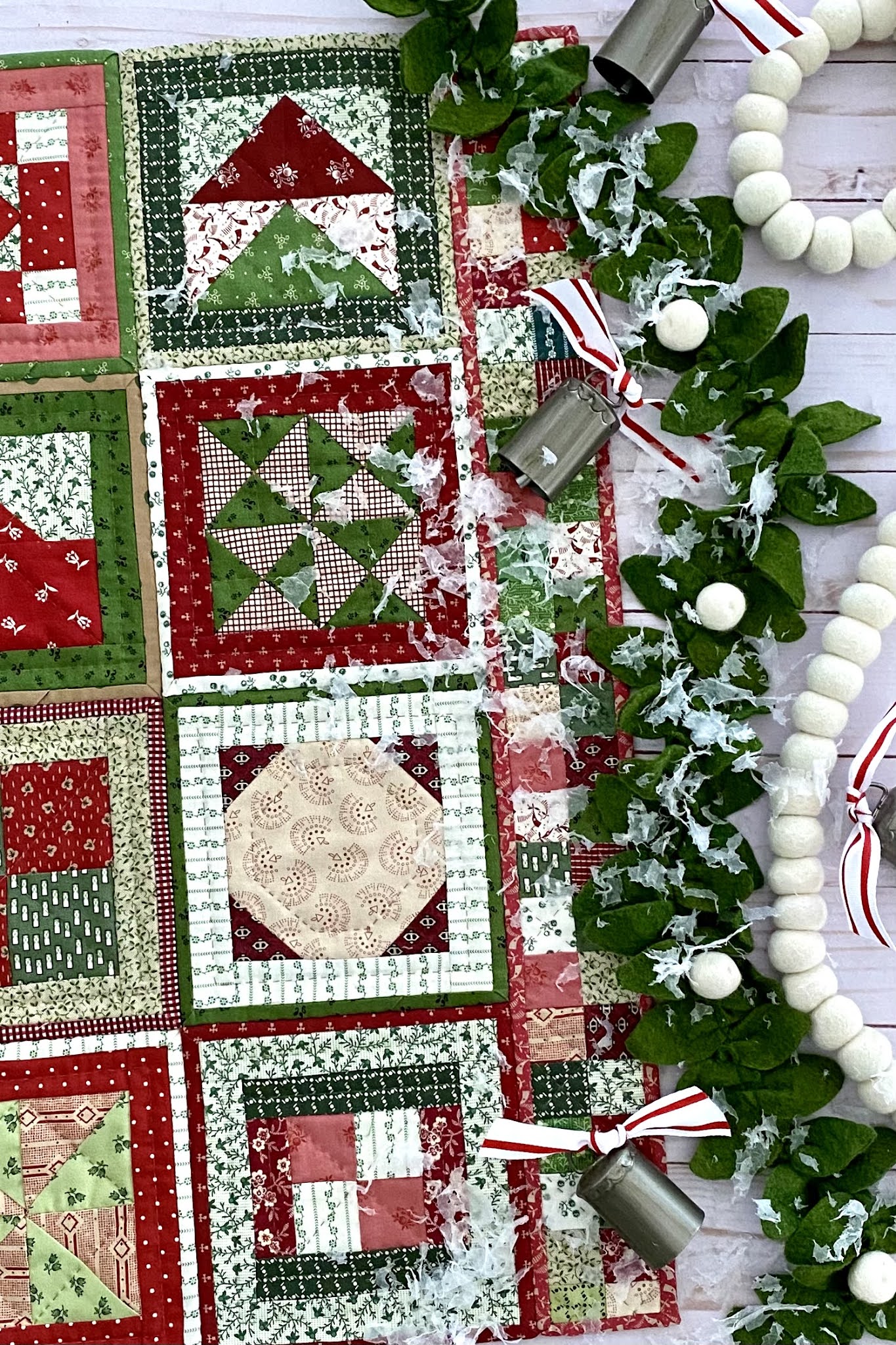 Holiday Sew Along: Pot Holder Tutorial - Diary of a Quilter - a