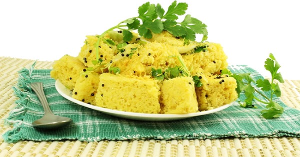 Not with green vegetables, now Gujarati dish Dhokla will reduce weight, know the delicious recipe
