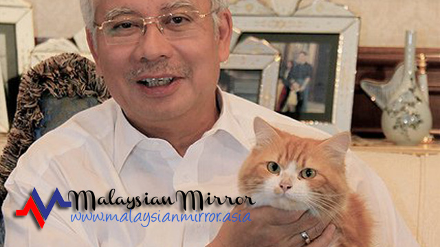 Najib's invisible hands are making deals and Azmin's "Now or never" attitude is dishing out cash through his cartels