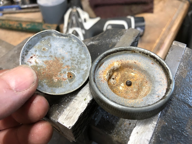 CT90 gas cap components