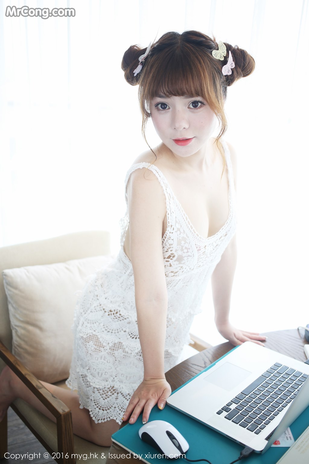 MyGirl Vol. 225: Model Fen Babi VV (粉 芭比 VV) (53 photos)