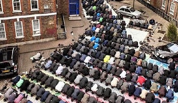 Allahu Akbar, Filsuf Inggris Ini Berharap Islam Jadi Jalan Bagi Dunia. Bagaimana Dengan Kita?