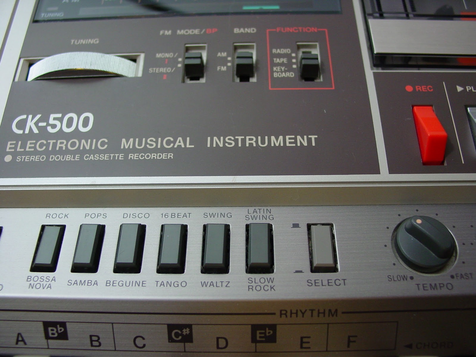 SolidStateCollective: Casio Synthesizer - Casio CK-500