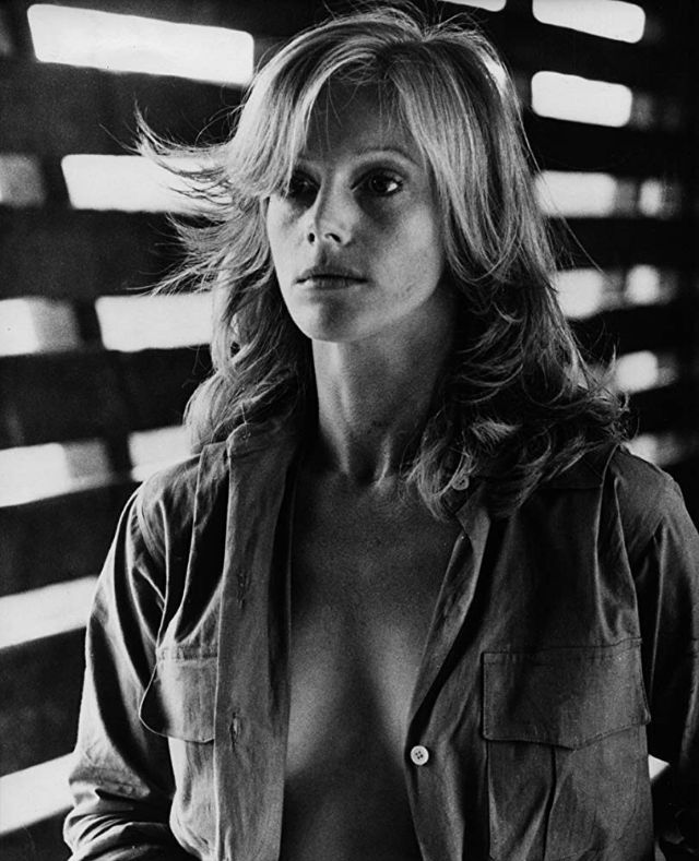 30 Vintage Photos of a Young and Beautiful Sondra Locke 30 Vintage Photos of a Young and Beautiful Sondra Locke