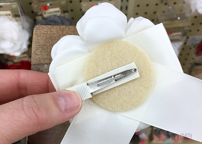 She's Crafty How to make a DIY Corsage