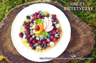 Jak schudnąć?- dietetyczny omlet z owocami 