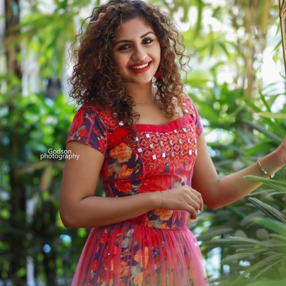 Noorin Shereef Sxe Hd Video - Malayalam actress Noorin Shareef new image gallery - Actress Doodles