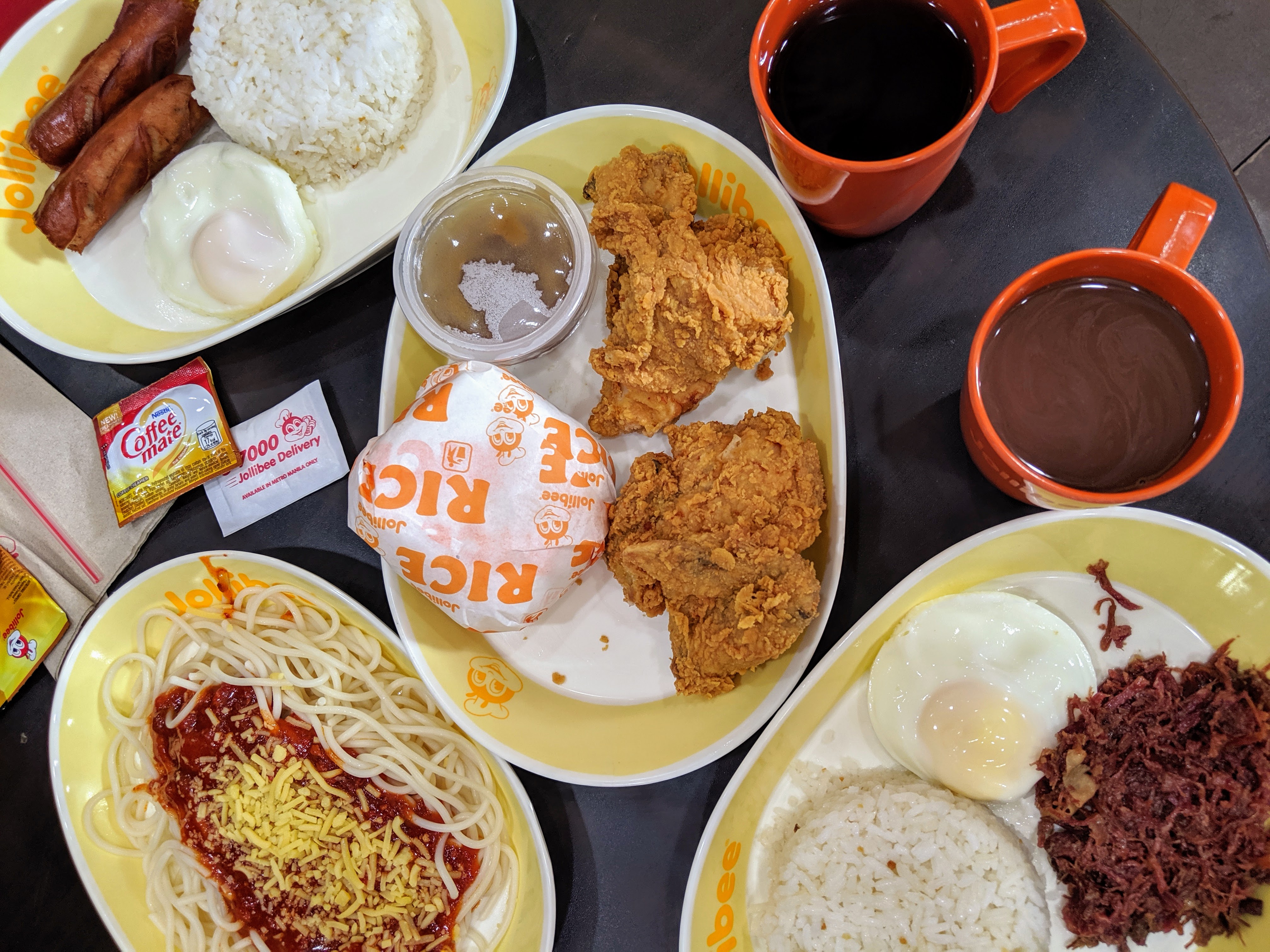 Smooch Food Jollibee in Vancouver opens February 2022