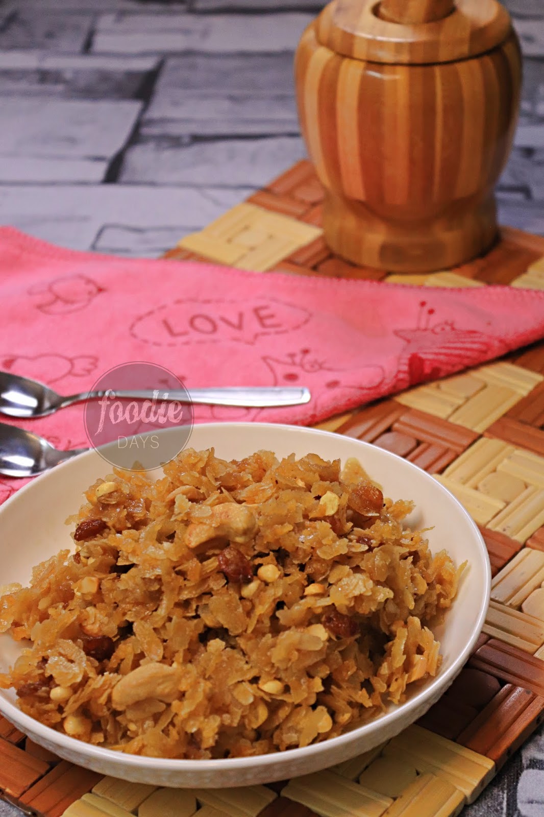 Aval Vilayichath | Sweetened roasted Rice Flakes
