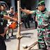 Danramil Krembangan Kenalkan Peralatan SAR ke Masyarakat