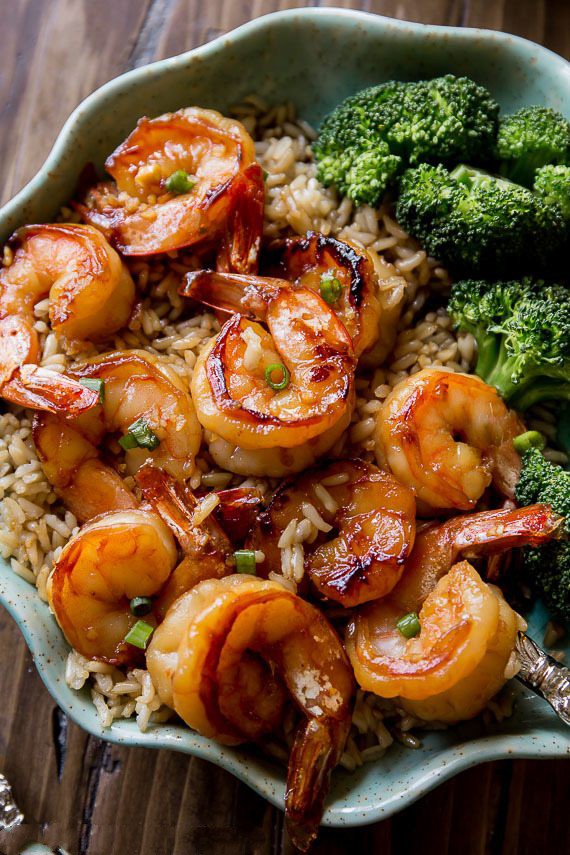 20 Minute Honey Garlic Shrimp - This honey garlic shrimp is one of the most popular recipes on this website because it’s not only lip-smacking delicious, it’s a very quick and easy dinner recipe. Ready in 20 minutes, this healthy dinner will join your regular dinner rotation. Serve with brown rice and vegetables, grill on skewers, or serve over salad.