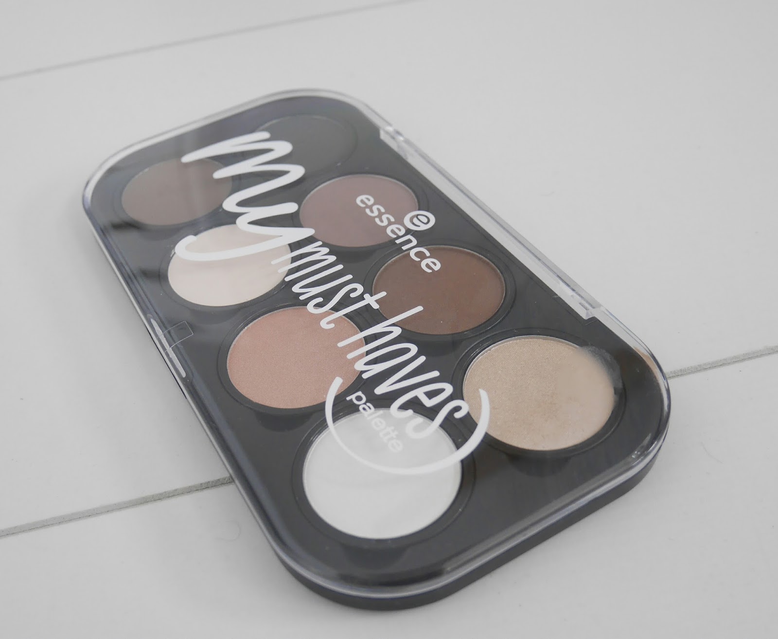 Essence My Must Haves Single Eyeshadows. Livelivethings