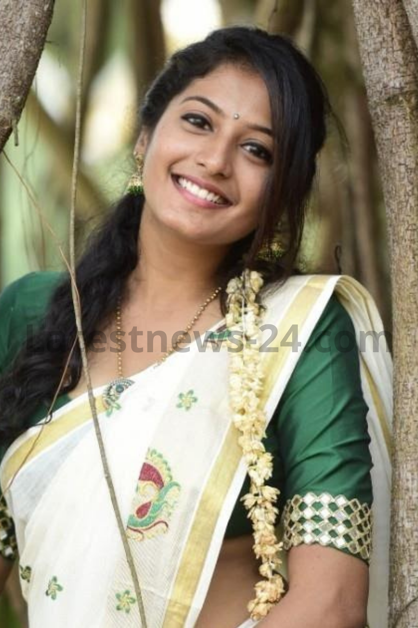 actress anjali nair