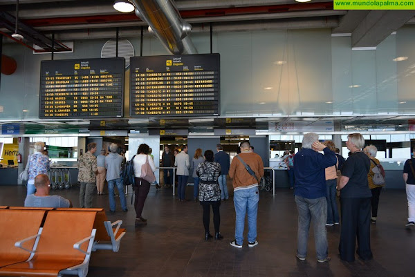 CC-PNC lamenta el tiempo perdido por Torres en la decisión de permitir los test de antígenos a los turistas extranjeros