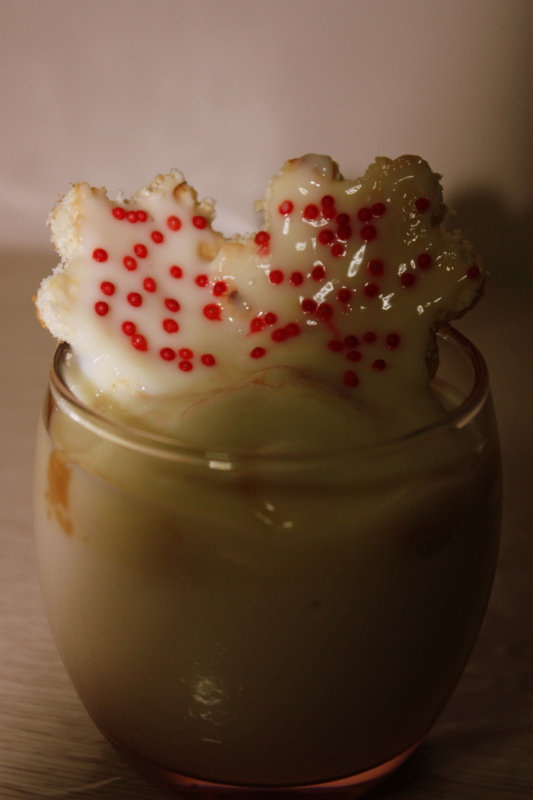 Sinemis Beyaz Çikolata Soslu Muhallebi