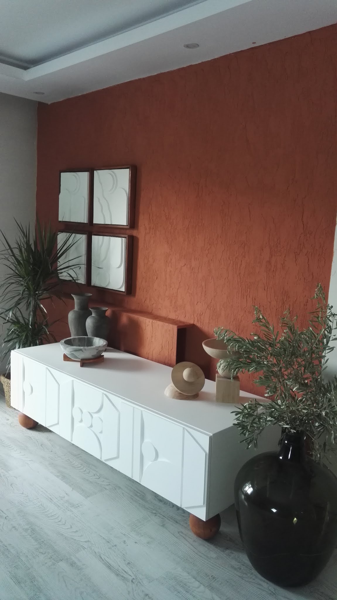 Duvar Nasıl Boyanır? Whynot Paint İle Duvar Boyamak Çok Kolay! Ev