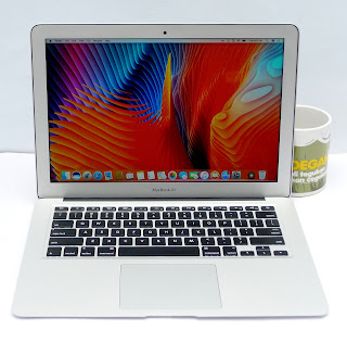 MacBook Air "Core i5" 1.7 13" (Mid-2011)