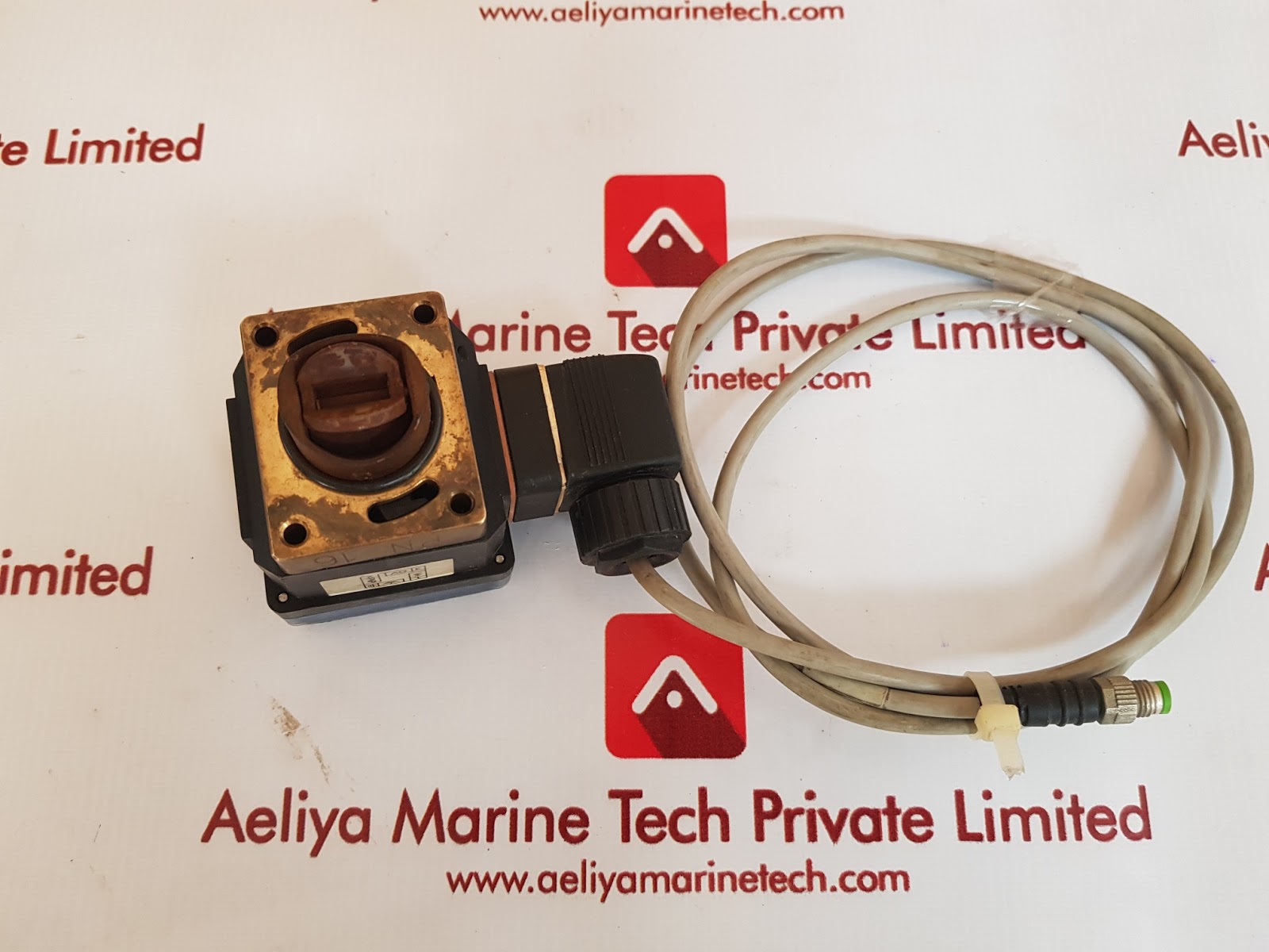 BURKERT SE32 FLOW SWITCH 00423980 Aeliya Marine