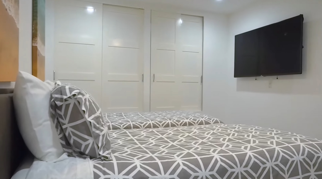 15 Interior Design Photos vs. 1241 Ocean Front, Laguna Beach Luxury Home Tour
