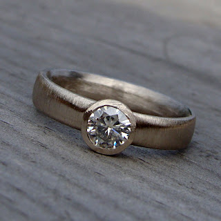 moissanite wedding ring