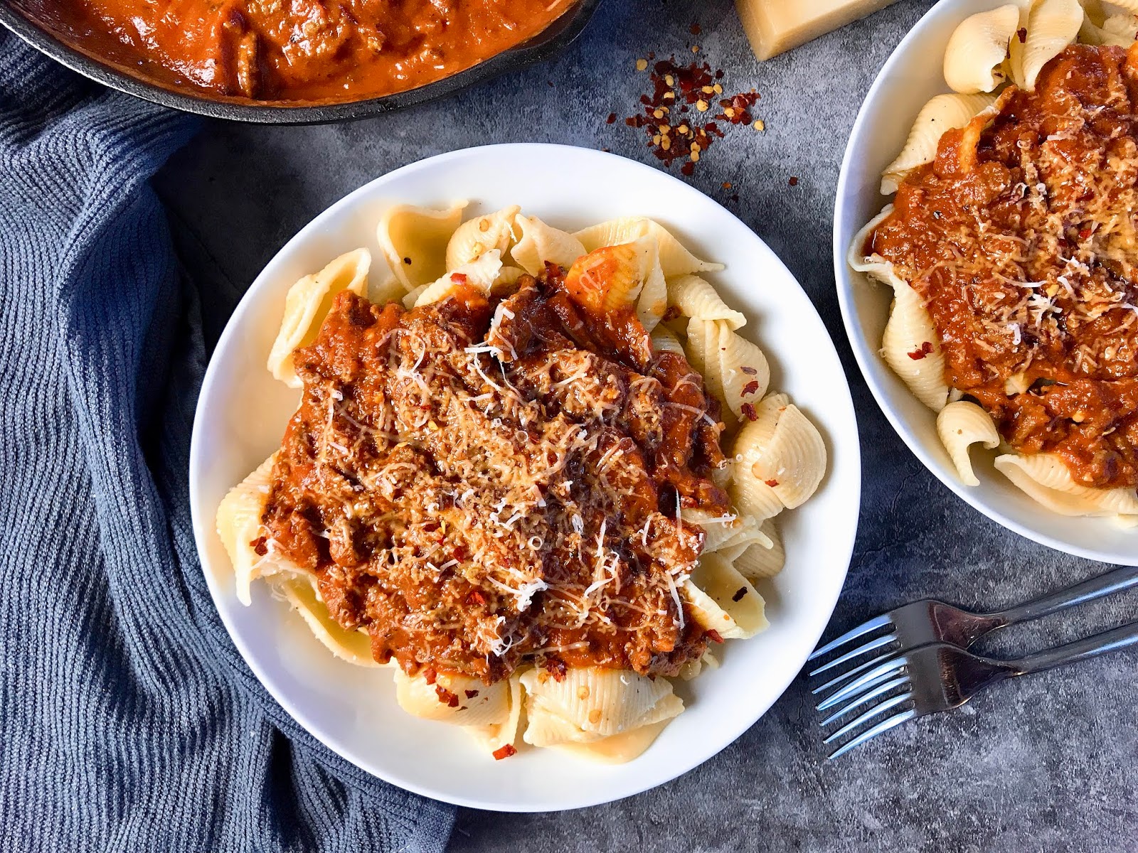 Pasta with CreamySpicy Meat Sauce