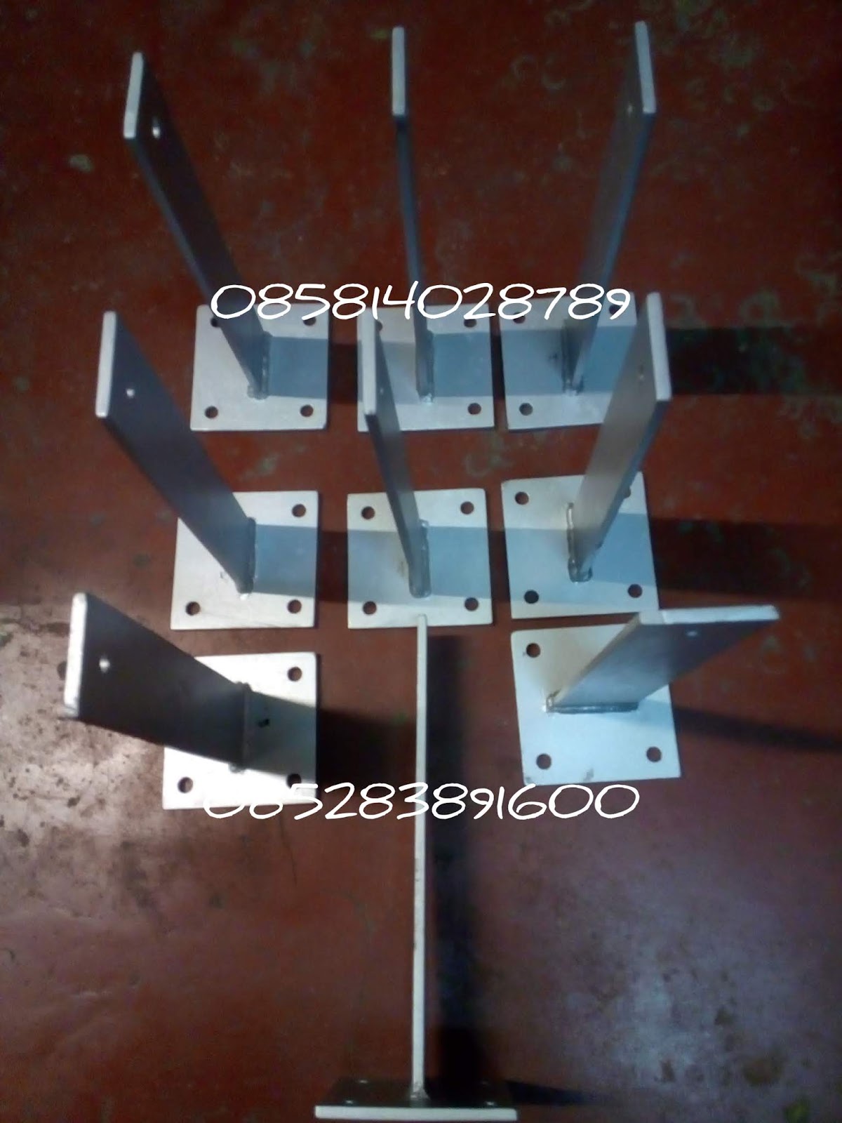 Dudukan busbar