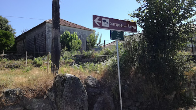 Placa da Entrada para o Parque de Lazer