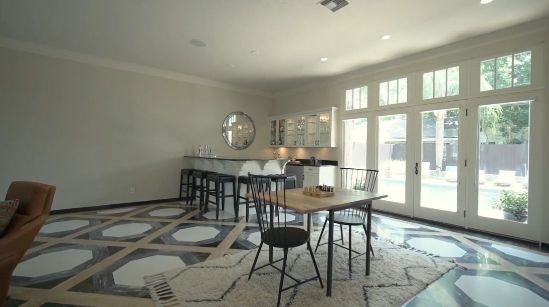 25 Interior Design Photos vs. 500 E Olmos Dr, San Antonio Luxury Home Tour