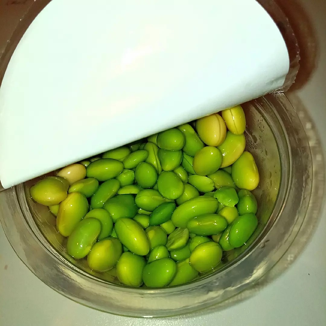 Supersupergirl's Food Reviews M&S Marks Spencer Edamame Beans