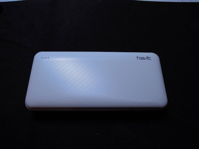 Havit 海威特 雙USB輸出 10000 mAh 行動電源H584, 一整天都不用擔心電力中斷
