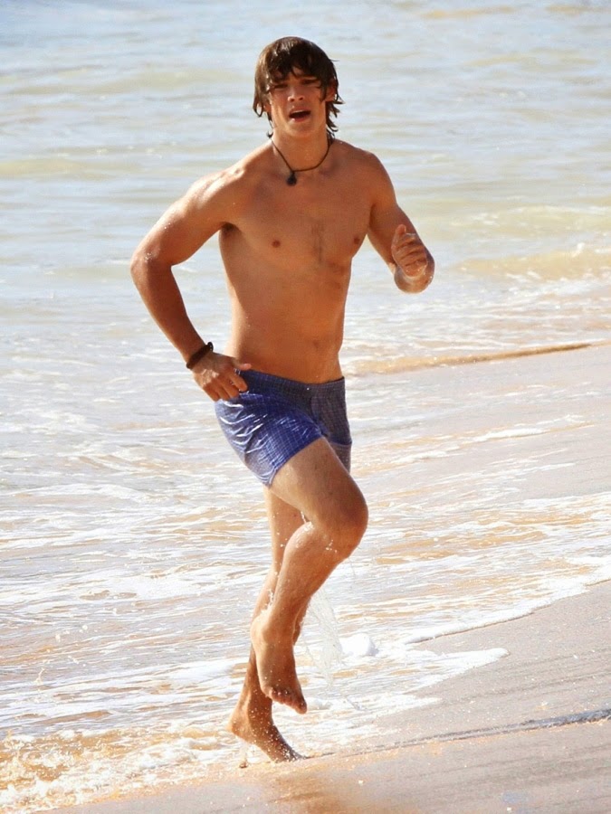 Brenton Thwaites Beach.