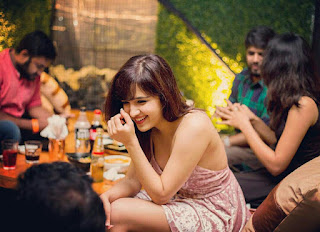 Shirley Setia,Shirley Setia Travel, shirley setia family, shirley setia with big singers,shirley setia childhood pics,  Shirley Setia Success Story, shirley setia boyfriend,