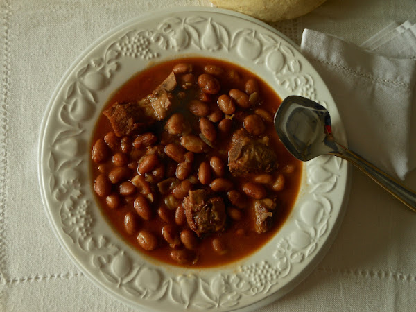 Alubias pintas con costilla de cerdo