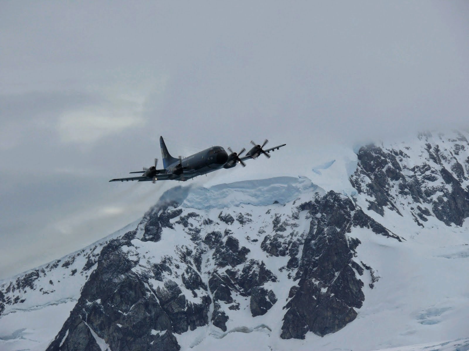 2008 - Círculo Polar Antártico - 2015