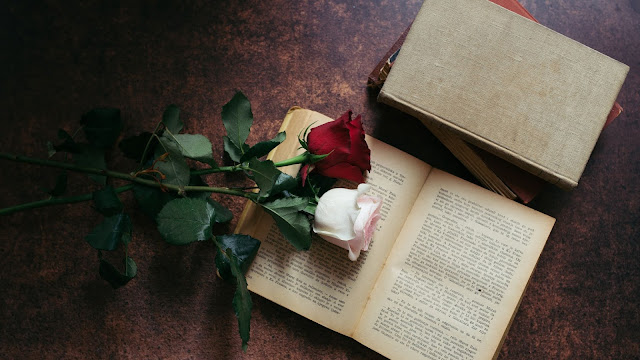 Flowers and books Aesthetic wallpaper