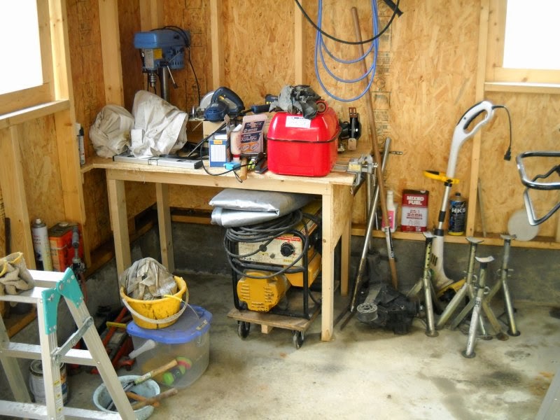 DIYで2x4の自作ガレージが完成