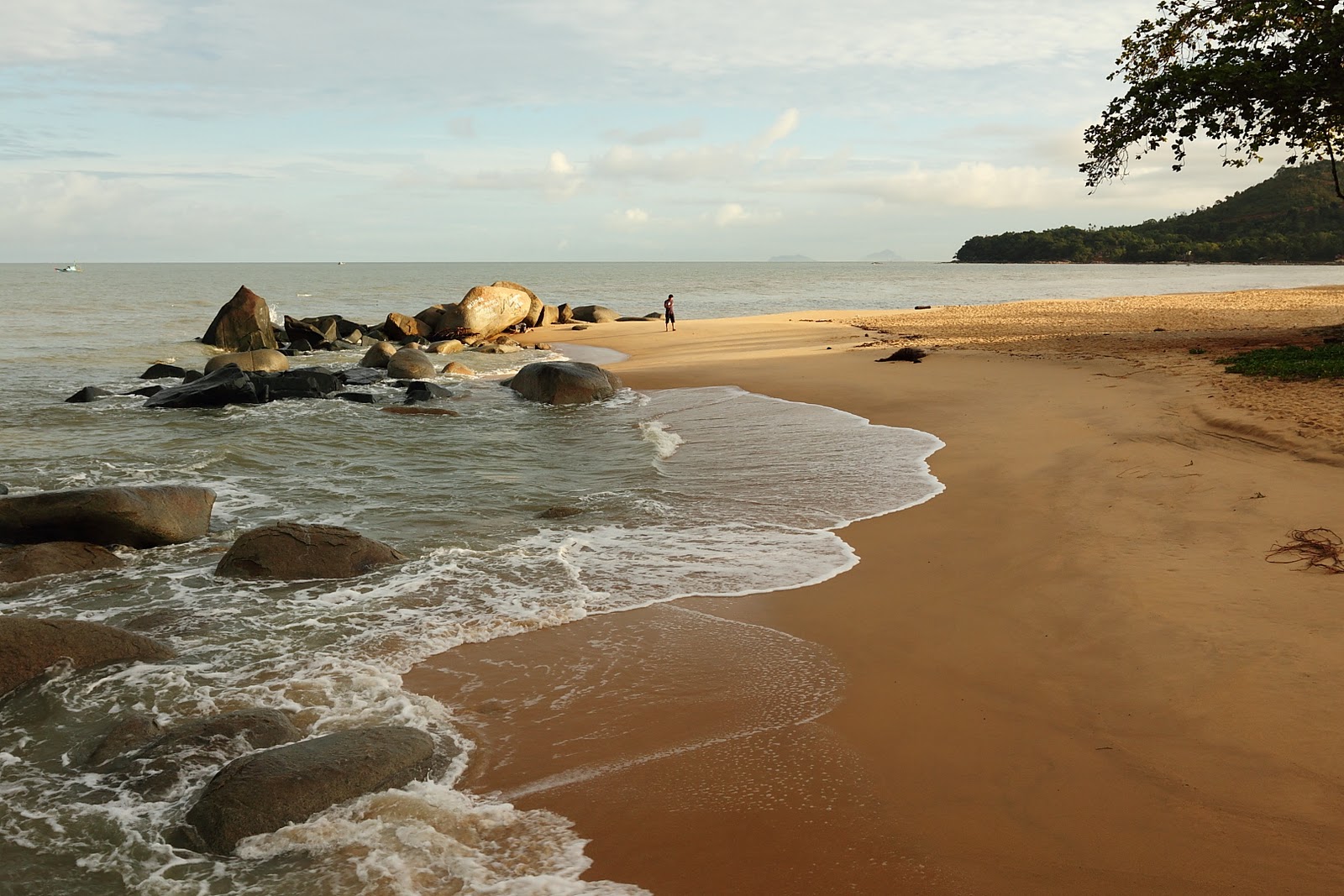 Pantai Pasir Panjang Singkawang ~ Bumi Nusantara