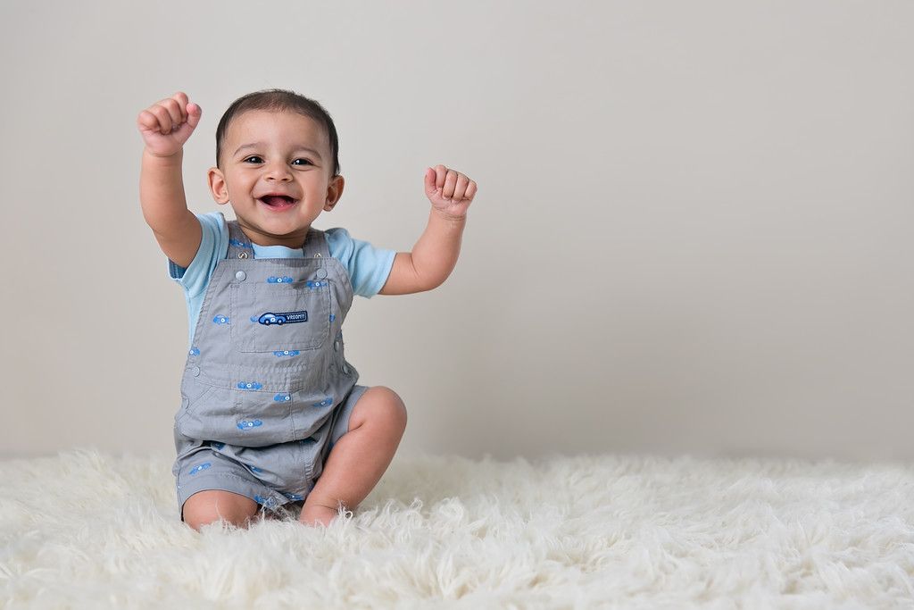Perkembangan Bayi 9 Bulan belum Bisa Duduk, Harus Apa? | Bidan Sela
