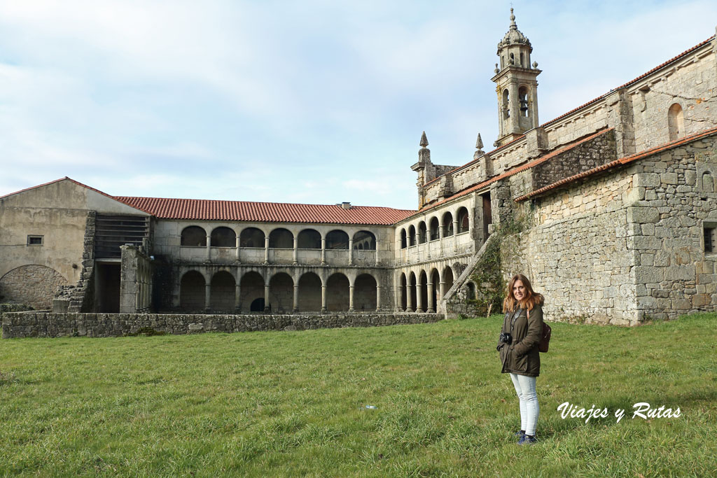 Claustro de Xunqueira de Espadanedo