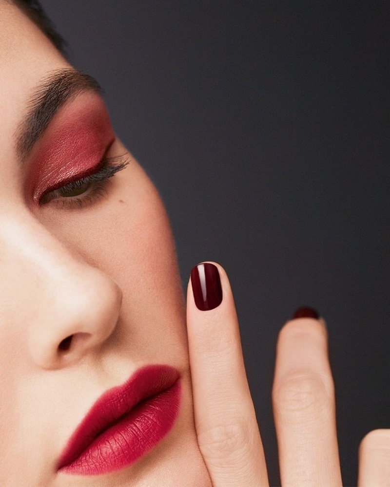 Chanel Makeup Fall/Winter 2020 Campaign starring Vittoria Ceretti