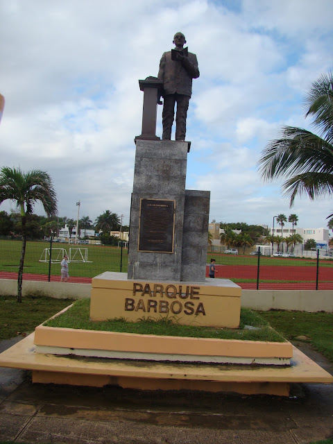 ARTE PUBLICO ESCULTURAS Y MONUMENTOS EN PUERTO RICO Monumento a José