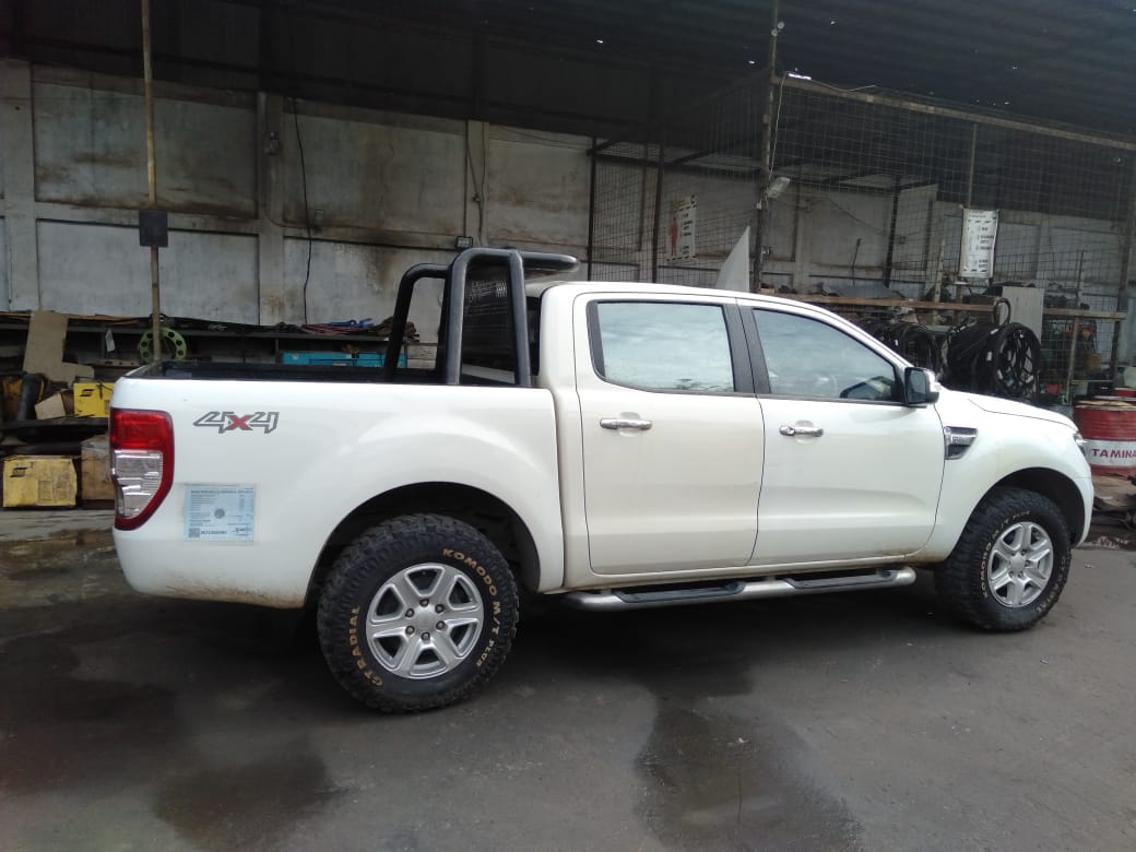 Mobil Ford Ranger Double Kabin 1152586