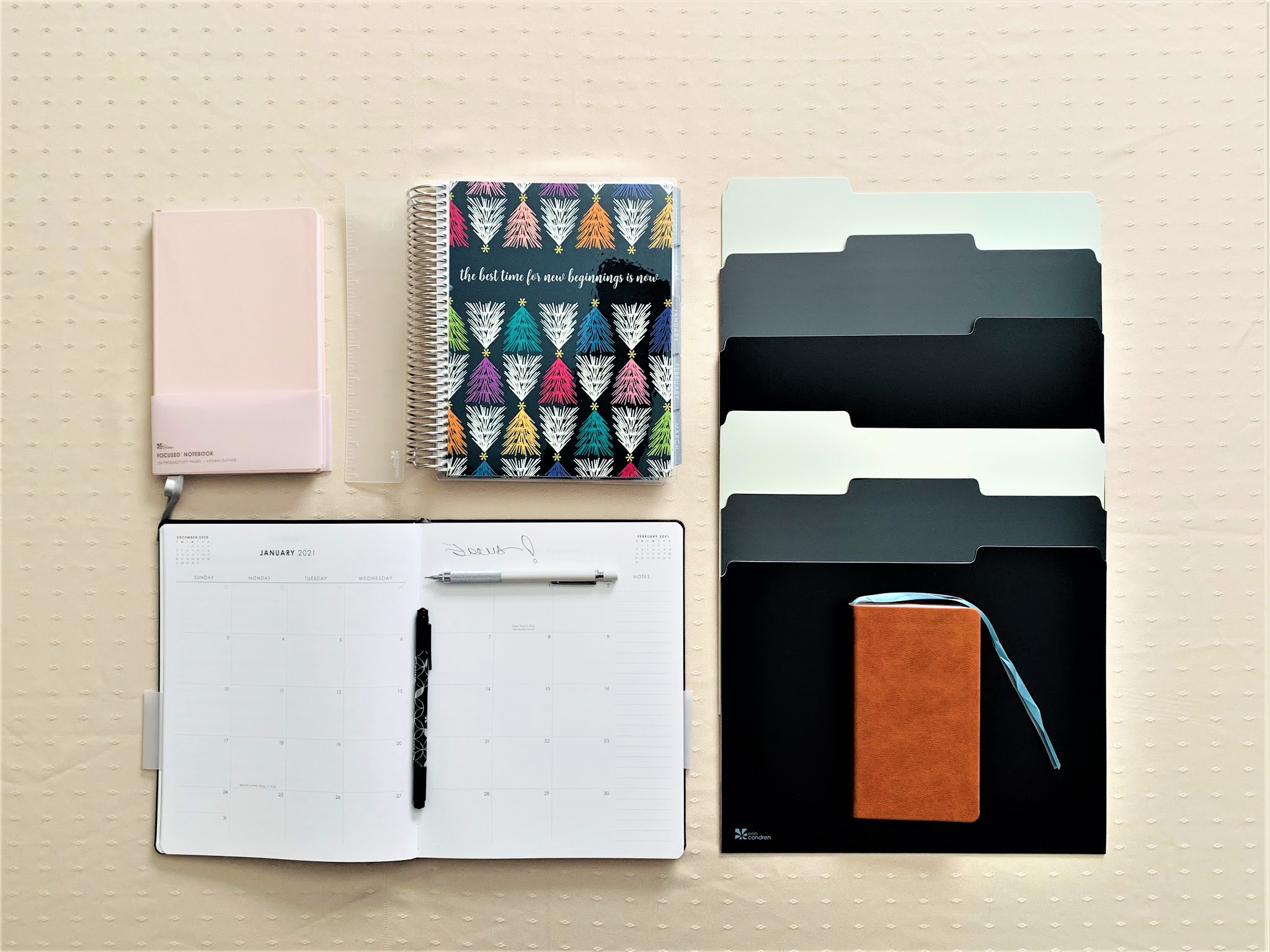 Focus on Organization New streamlined planners & tools by Erin Condren