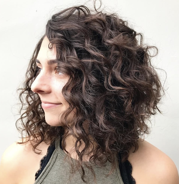 How To Style Naturally Curly Hair Latesthairstylepedia Com