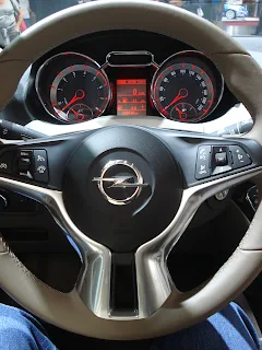 Opel Adam steering wheel